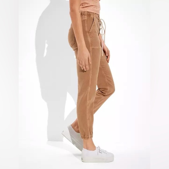 American Eagle Stretch Tomgirl Utility Jogger - Picture 3 of 11